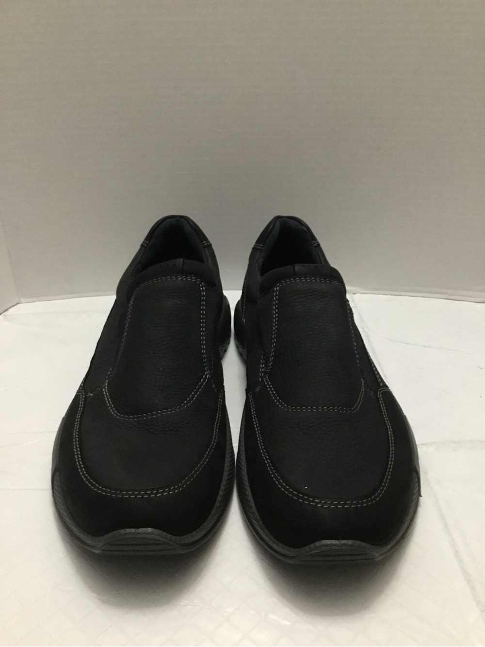 Ecco Men's Black Slip-On Sneakers Contrast Stitching Size 12 NWOT